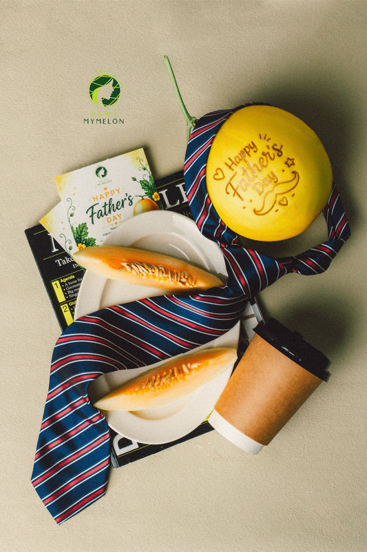 𝐃𝐚𝐝’𝐬 𝐆𝐨𝐥𝐝𝐞𝐧 𝐓𝐫𝐞𝐚𝐭 (A Bag of Golden Melon)